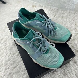 NWT adidas Terrex CC Voyager Sleek